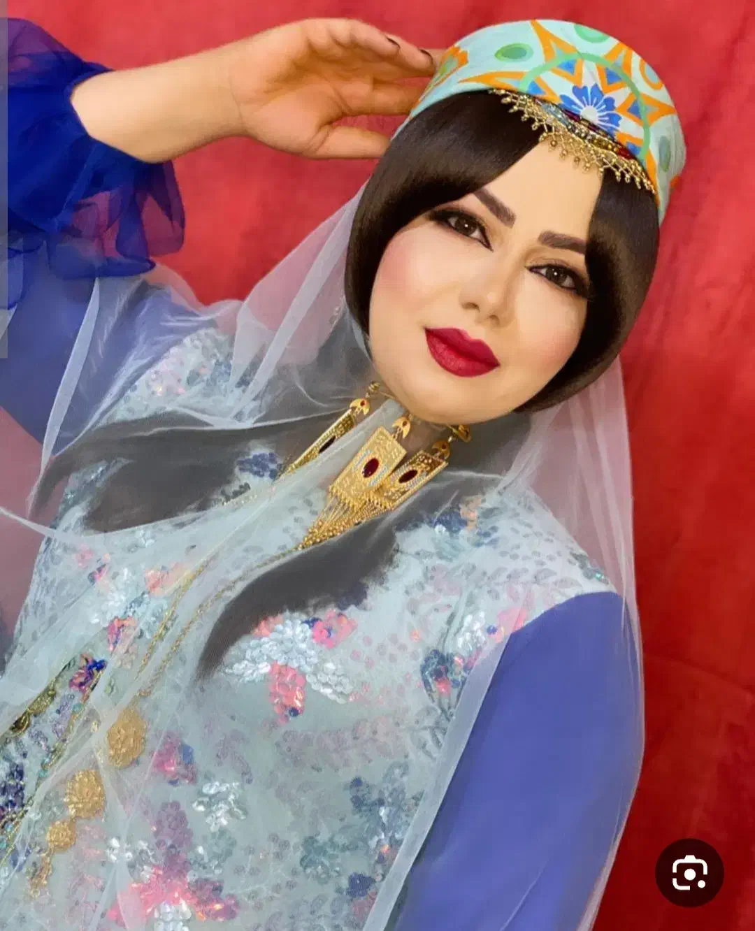 میکاپ حرفه ای با قیمت مناسب و ضمانت ماندگاری بالا|خدمات آرایشگری و زیبایی|شیراز, شهرک فرهنگیان|دیوار