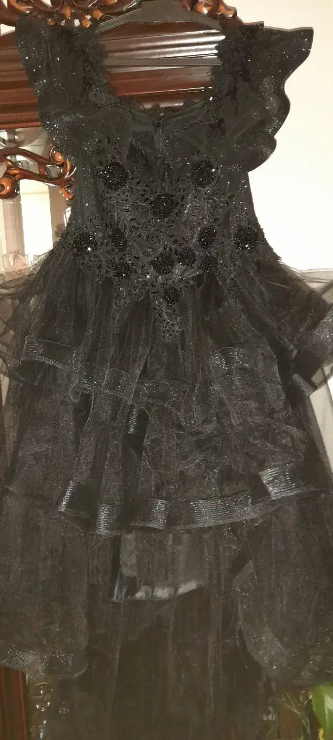 لباس شب مجلسی کار شده بسیار شیک|لباس|پردیس, فاز ۱۱|دیوار