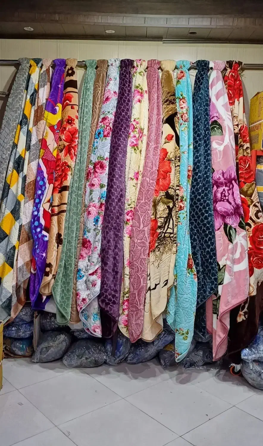 پتو و کالای خواب|رختخواب، بالش، پتو|ورامین, خیر آباد|دیوار