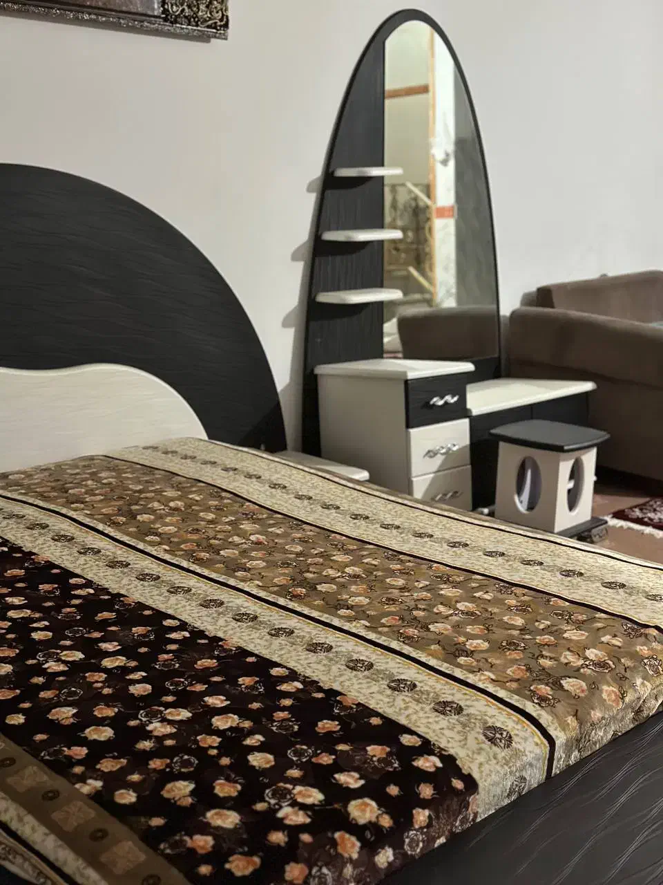 سرویس خواب|تخت و سرویس خواب|اردبیل, |دیوار