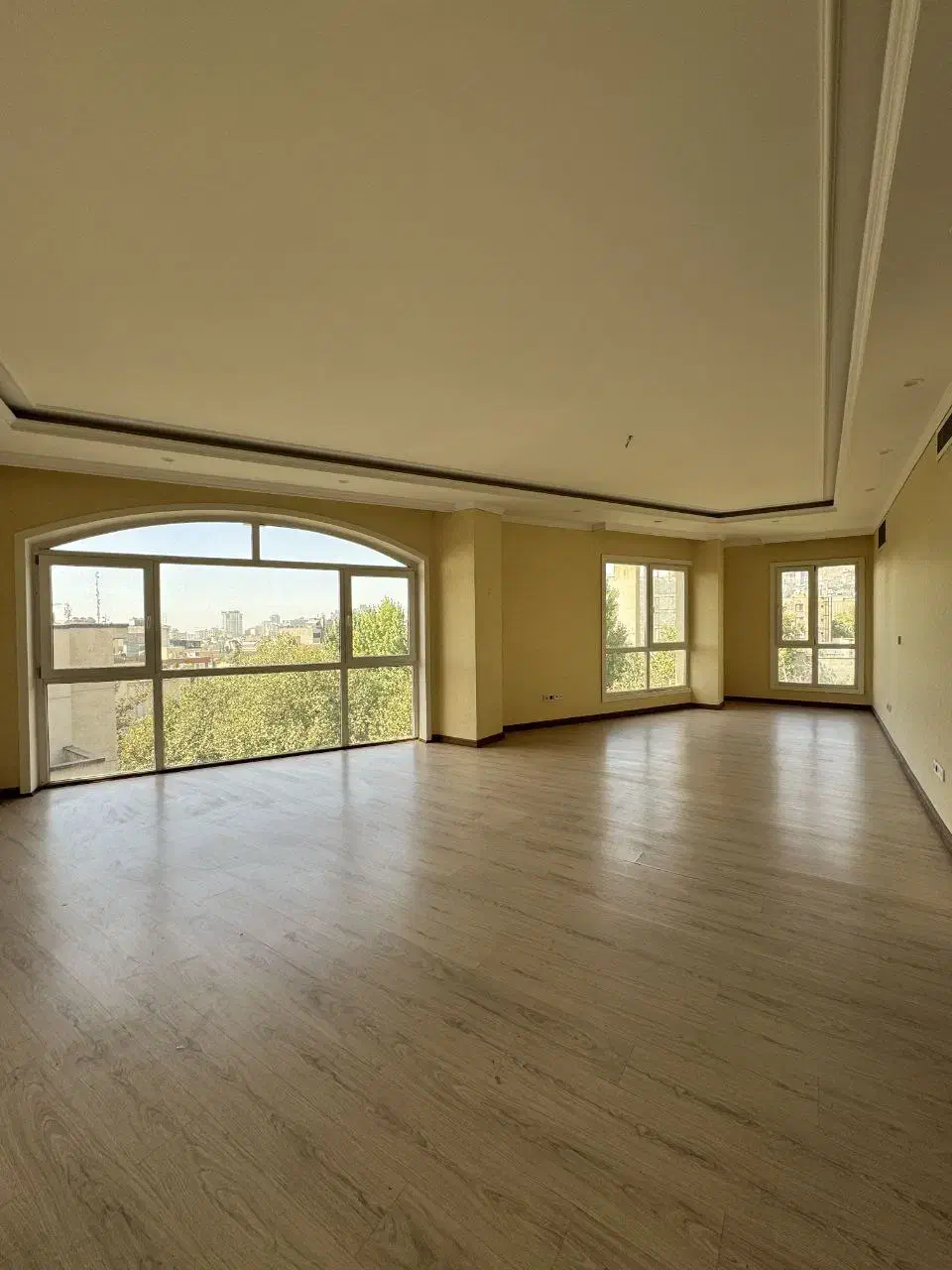 تجریش ۱۱۰ ویودار (لابی مجلل)|اجارهٔ دفتر کار، اتاق اداری، مطب|تهران, تجریش|دیوار