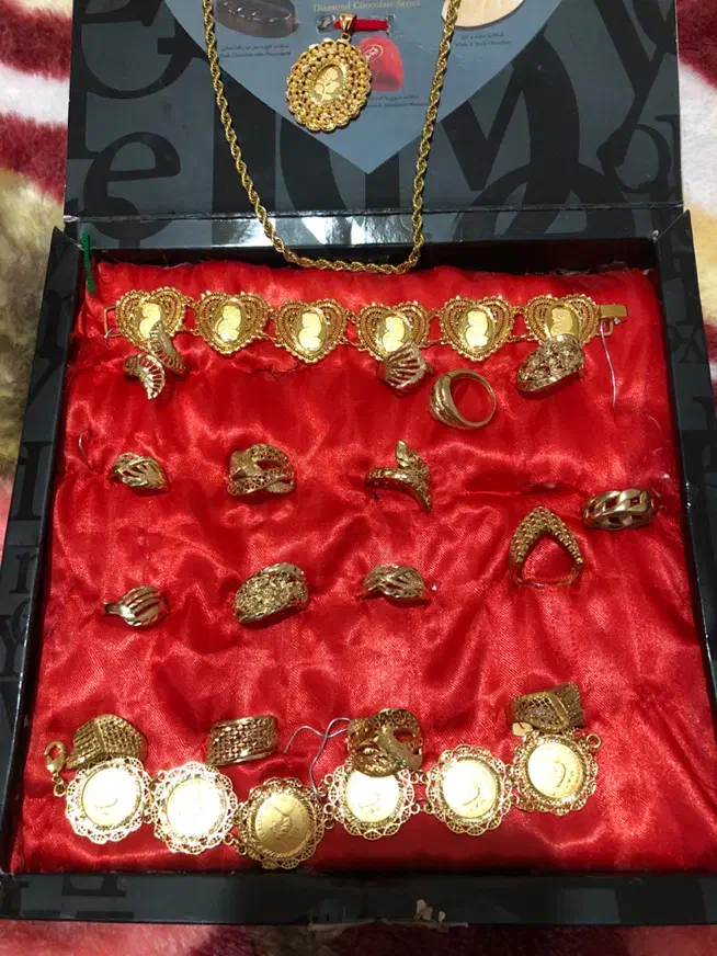 طلا روس رنگ ثابت تضمینی|بدلیجات|رشت, منظریه|دیوار