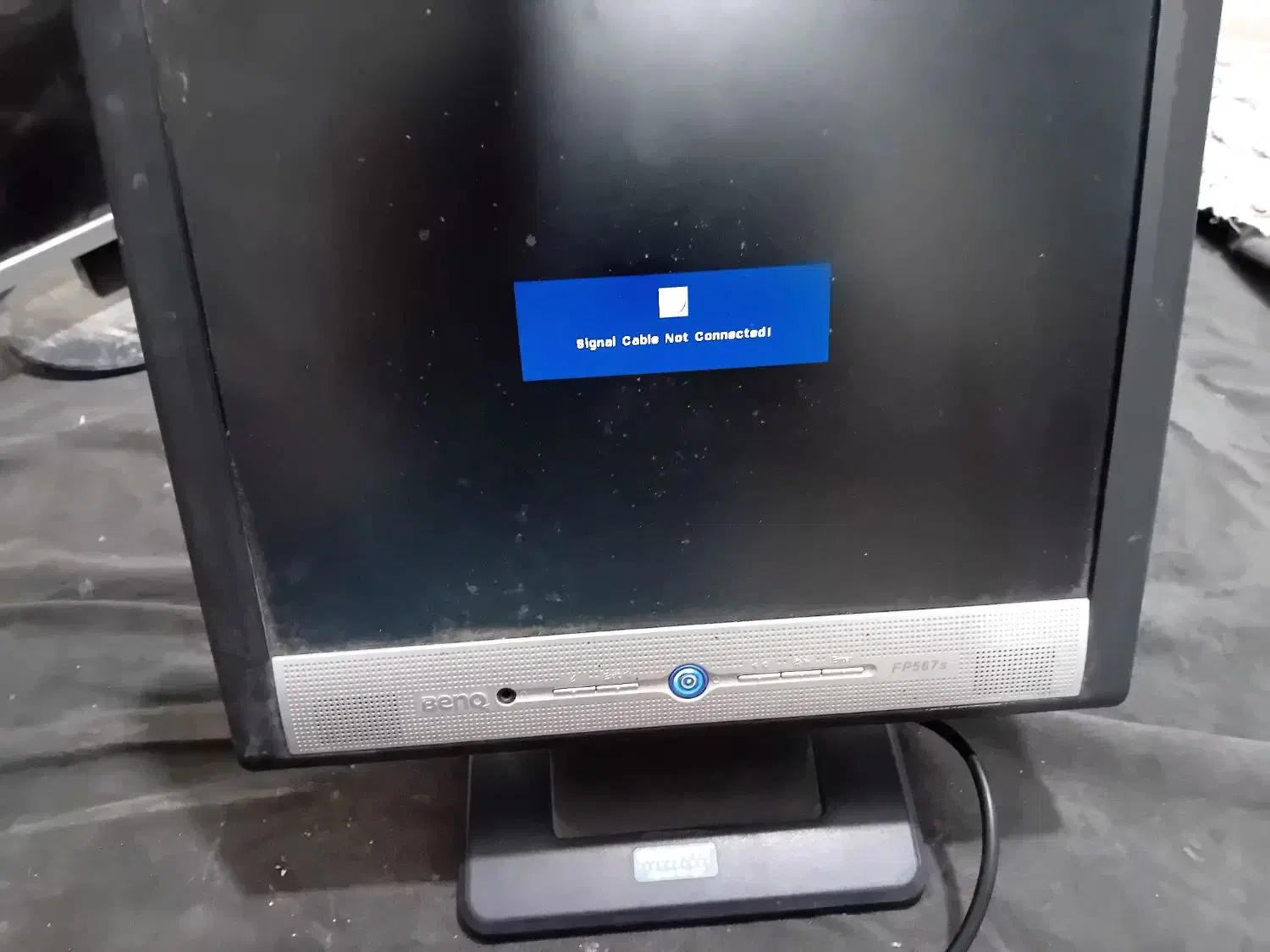 سه عدد مانیتور LG|رایانه رومیزی|کردکوی, |دیوار