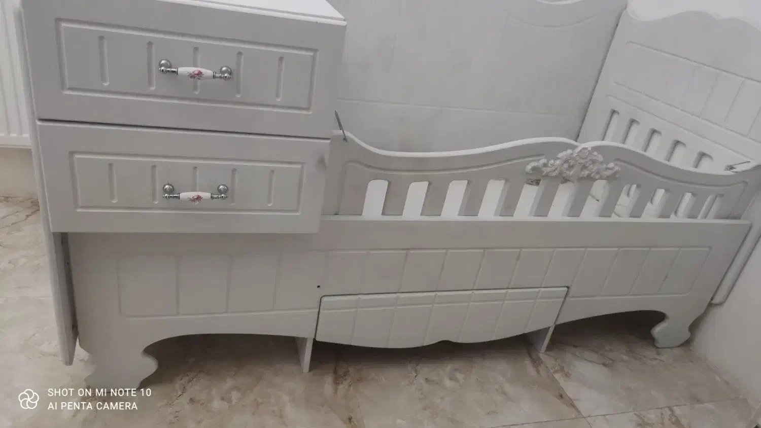 تخت نوزاد نوجوان|تخت و صندلی بچه|پاکدشت, حصار امیر|دیوار