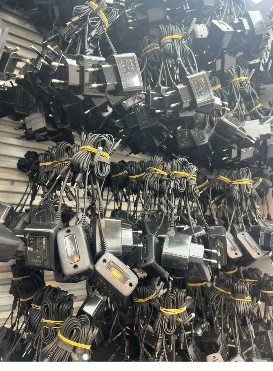 فروش و معاوضه مغازه ۲۰ متری پاساژ سینا|فروش مغازه و غرفه|الیگودرز, |دیوار