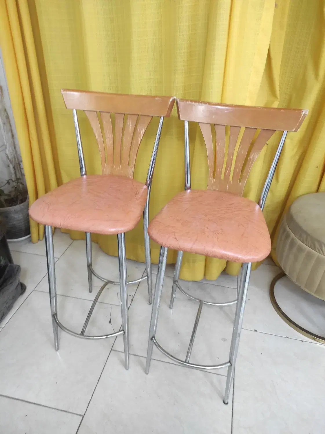 صندلی|صندلی و نیمکت|پردیس, فاز ۴|دیوار