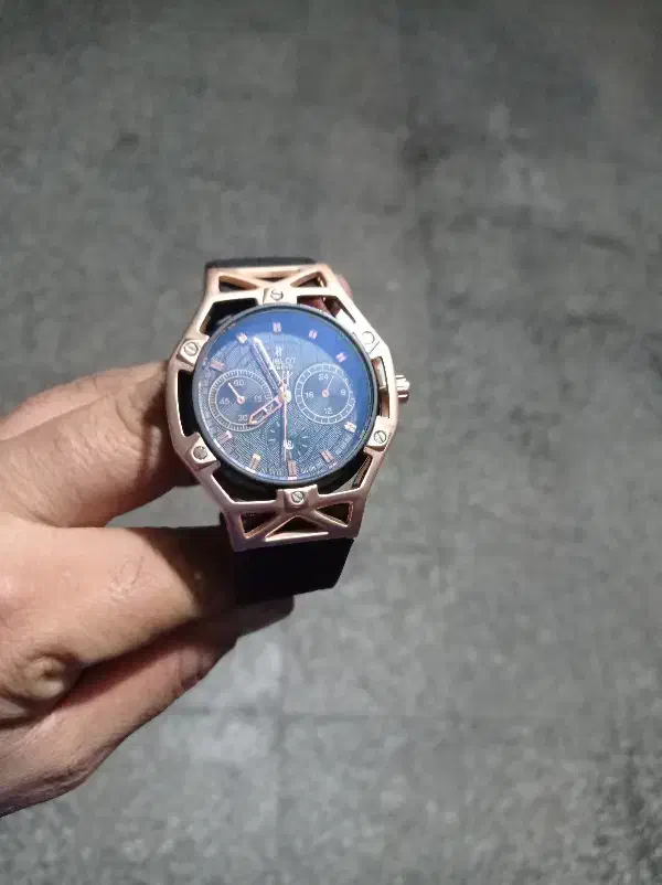 ساعت مارک هابلوت|ساعت|شوشتر, |دیوار