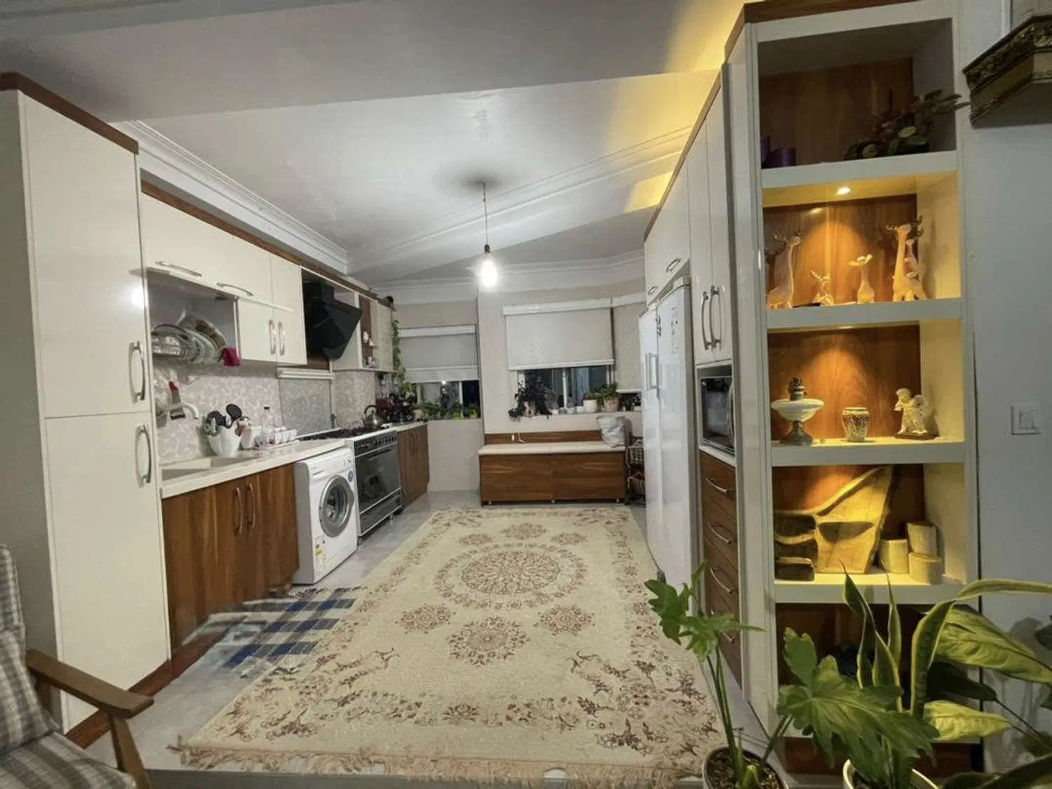 اجاره واحد۹۵متری خیابان ساری(املاک مدرن)|اجارهٔ آپارتمان|قائمشهر, |دیوار