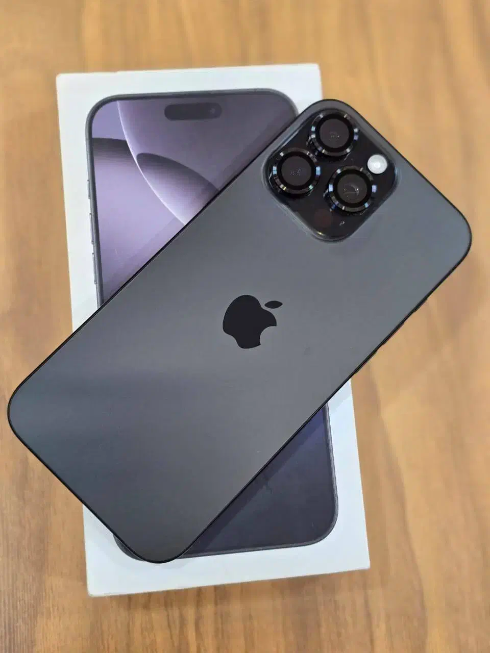 اپل iPhone 16 Pro Max با حافظهٔ ۲۵۶ گیگابایت|موبایل|بندرعباس, |دیوار