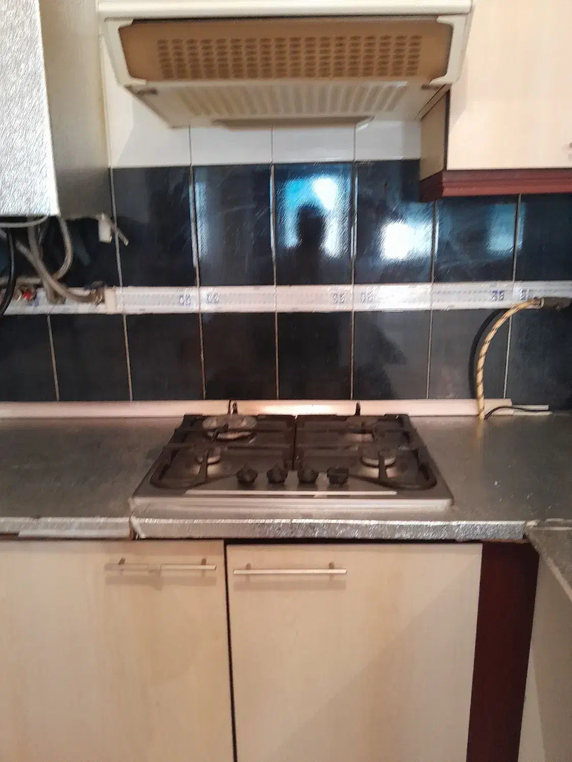 فروش کابینت همراه هود، سینک و گاز|آبچکان و نظمدهنده ظروف|شاهینشهر, نظامی|دیوار