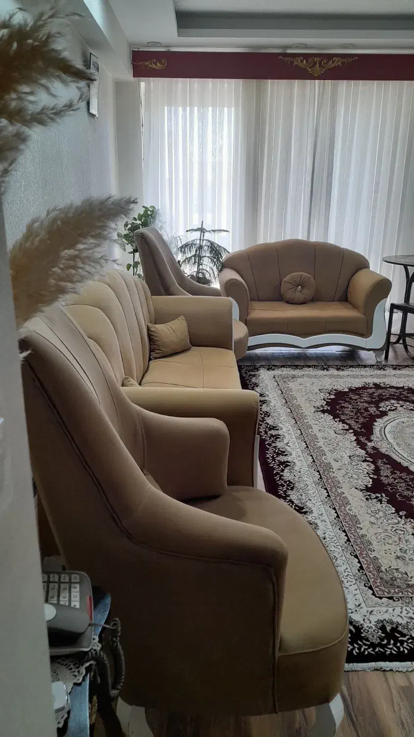 مبل هفت نفره سالم و تمیز بدون میز|مبلمان خانگی و میز عسلی|یزد, |دیوار