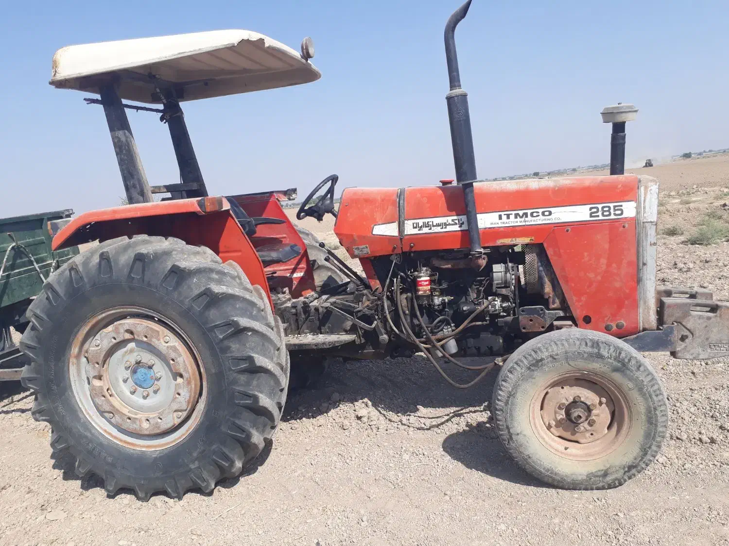 با سلام یک عدد تراکتور ۸۲|خودرو سنگین|شوش, |دیوار