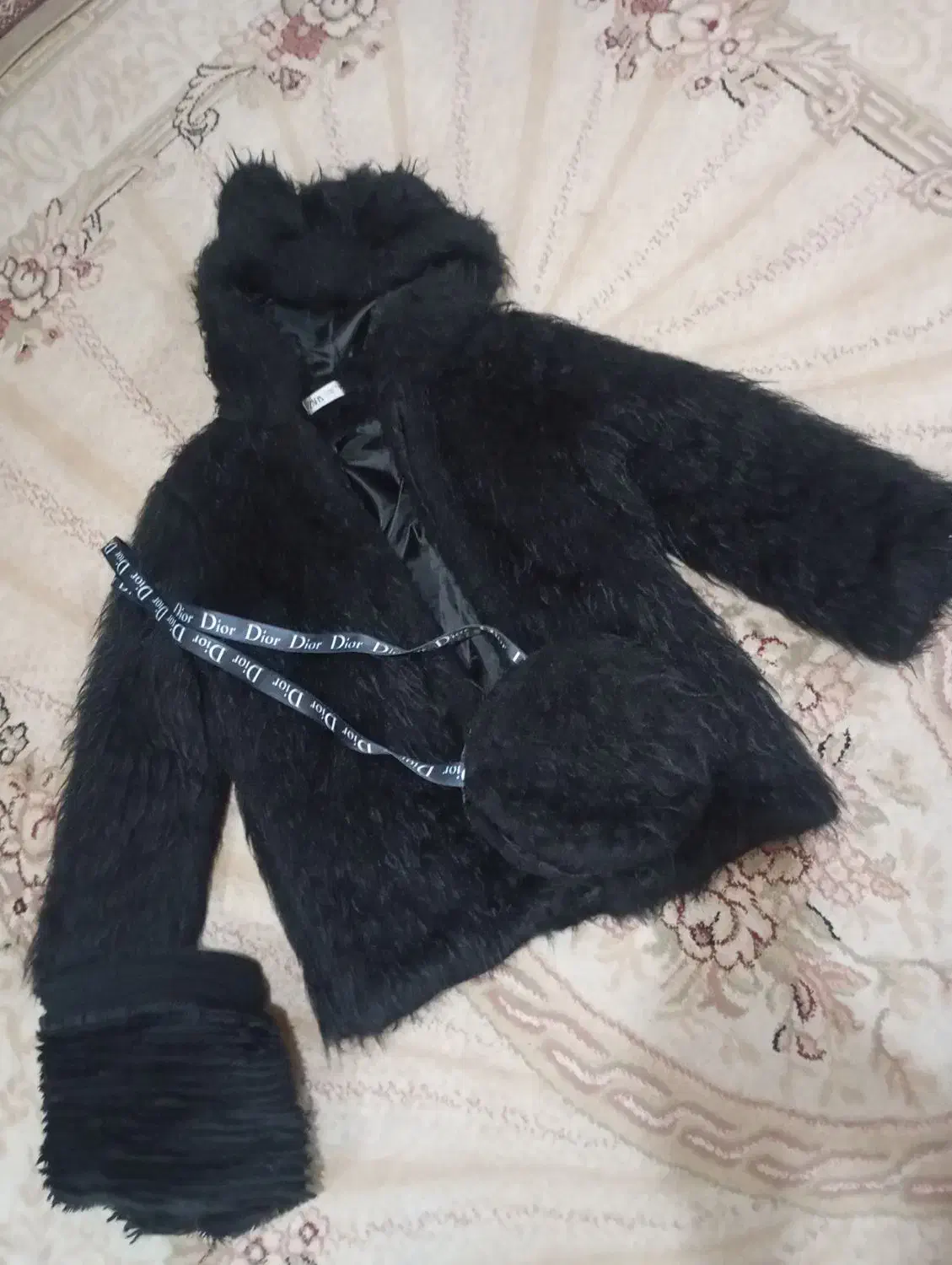 پالتو خز|لباس|لاهیجان, پردسر|دیوار