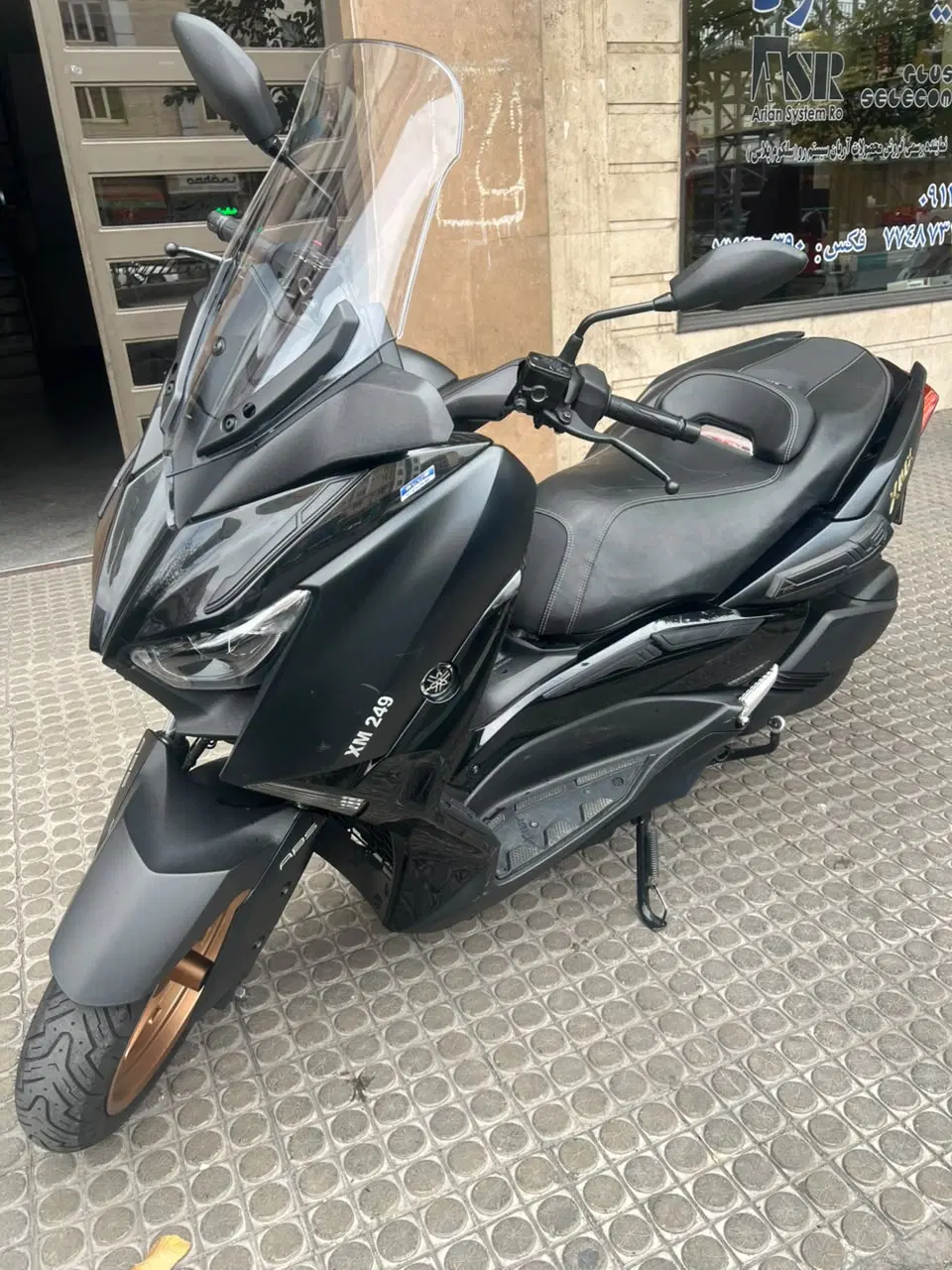 xmax250 م|موتورسیکلت|تهران, دزاشیب|دیوار