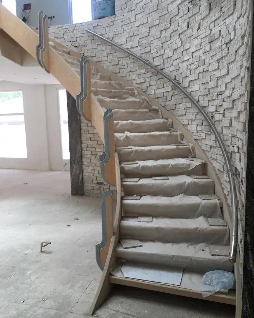 پله خم ومعلق شرکت خم کاران فارس|خدمات پیشه و مهارت|خنج, |دیوار