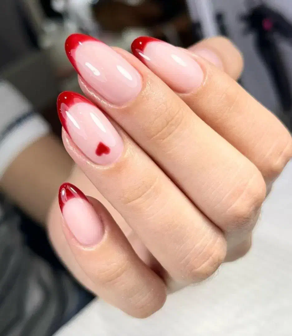 کاشت ناخن با تخفیف ویژه|خدمات آرایشگری و زیبایی|دهدشت, |دیوار