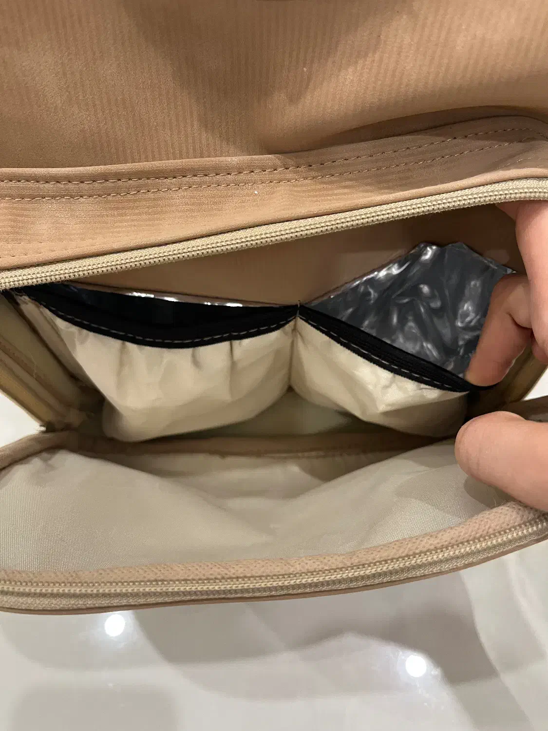 کیف کوله در پاکتی در حد نو|کیف، کفش، کمربند|کاشان, صنعت|دیوار