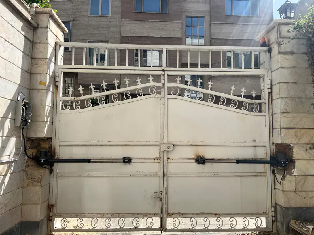 تعمیر جک در پارکینگ درب ریموتی اتوماتیک برقی|خدمات پیشه و مهارت|تهران, جنتآباد مرکزی|دیوار