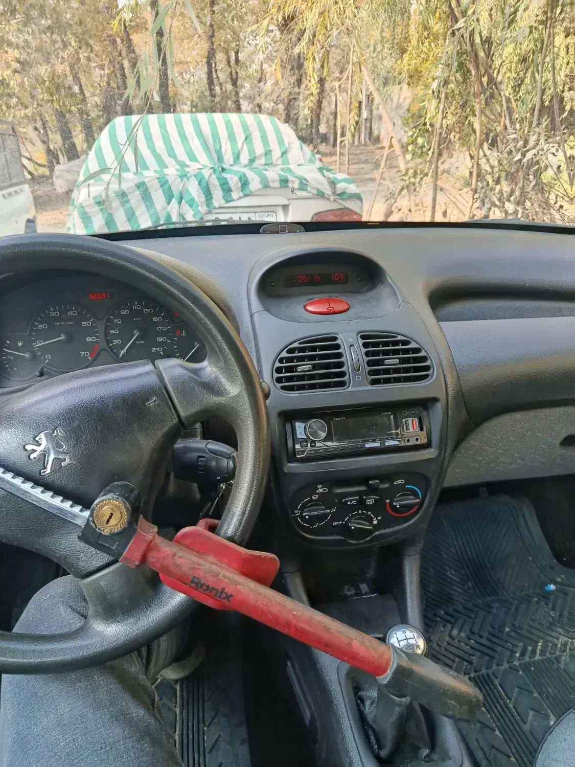 206 SD کم کار|خودرو سواری و وانت|تهران, ده‌ونک|دیوار