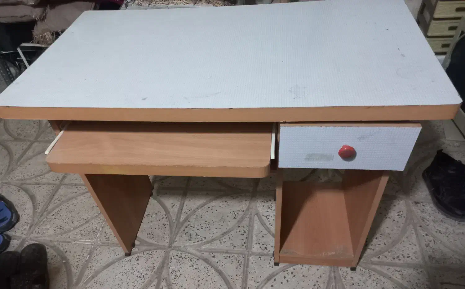 فروش میزکامپیوتر  سالم|میز تحریر و کامپیوتر|مریوان, |دیوار