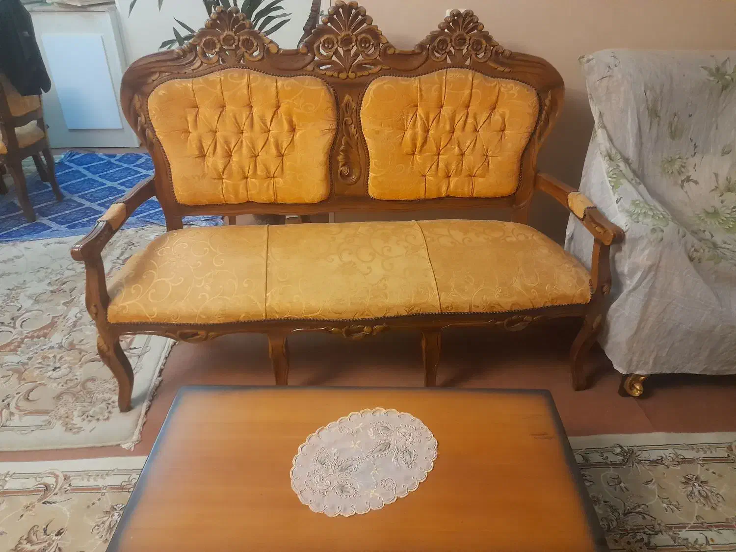 نیم ست مبل و میز ناهار خوری|مبلمان خانگی و میز عسلی|قزوین, |دیوار