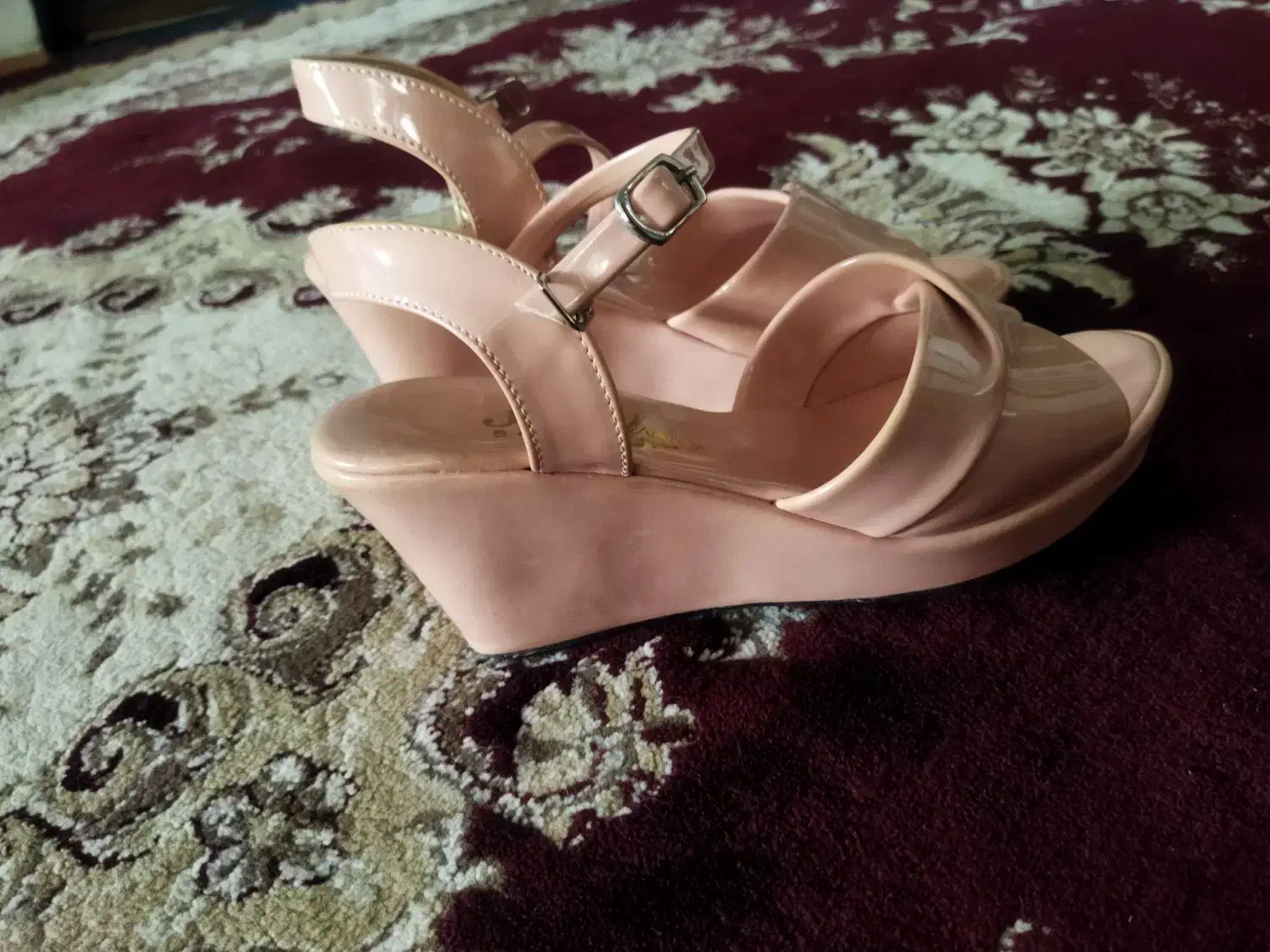 کفش|کیف، کفش، کمربند|ارومیه, |دیوار