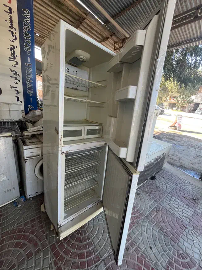 یخچال دودرب فنی سالم سالم بدونه ایراد|یخچال و فریزر|بهشهر, |دیوار