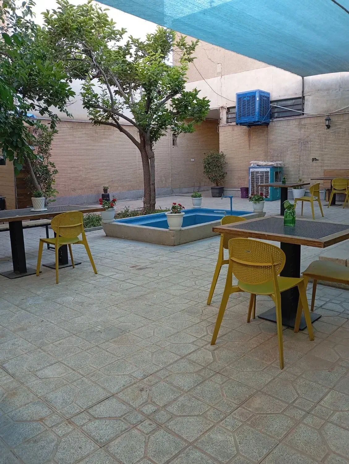 فضای اشتراکی هنری در آموزشگاه تکنیک|اجارهٔ کوتاه‌مدت دفتر کار و فضای آموزشی|اصفهان, شاهزید|دیوار