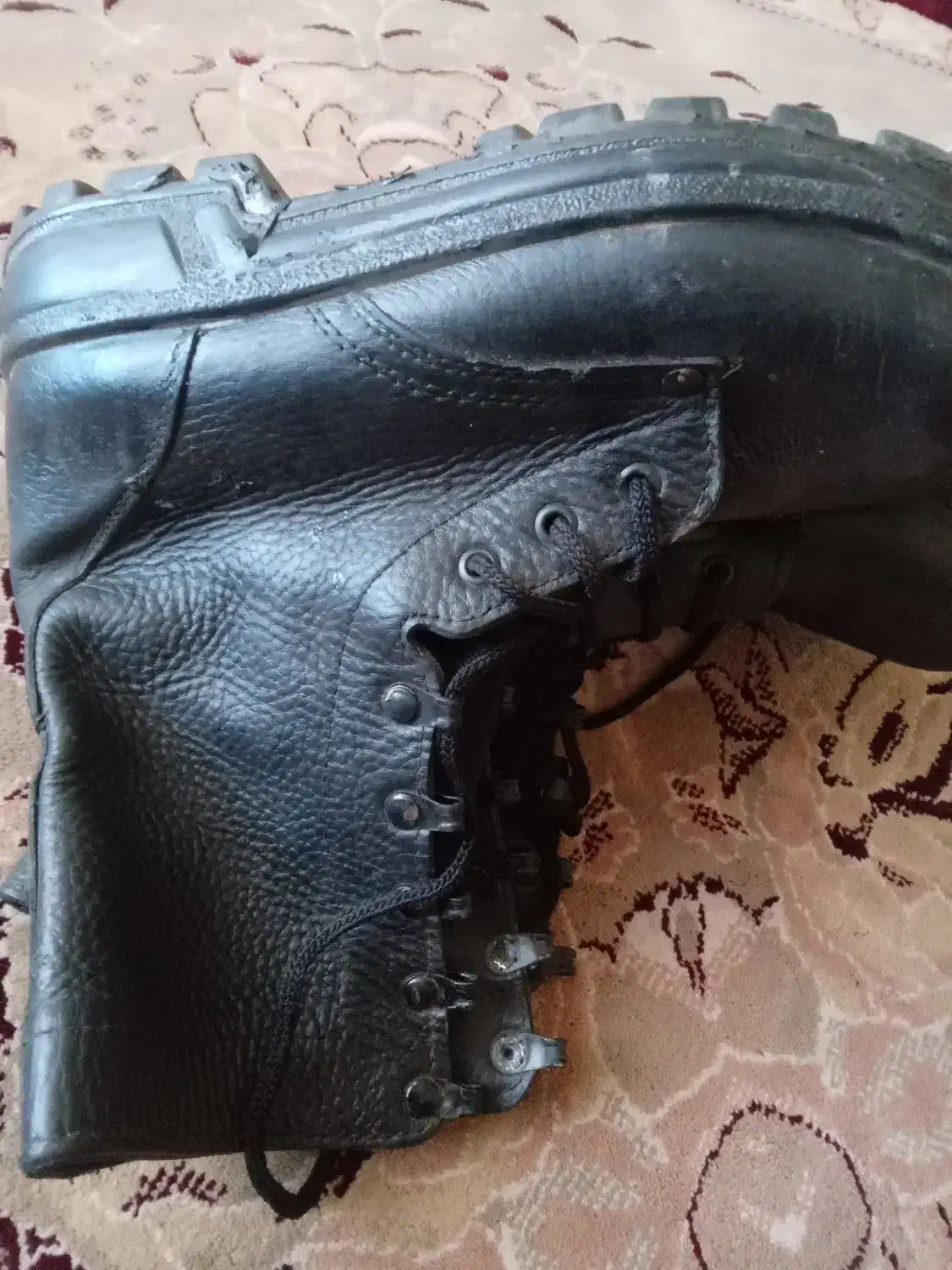 پوتین سربازی|کیف، کفش، کمربند|بالا ولایت, |دیوار