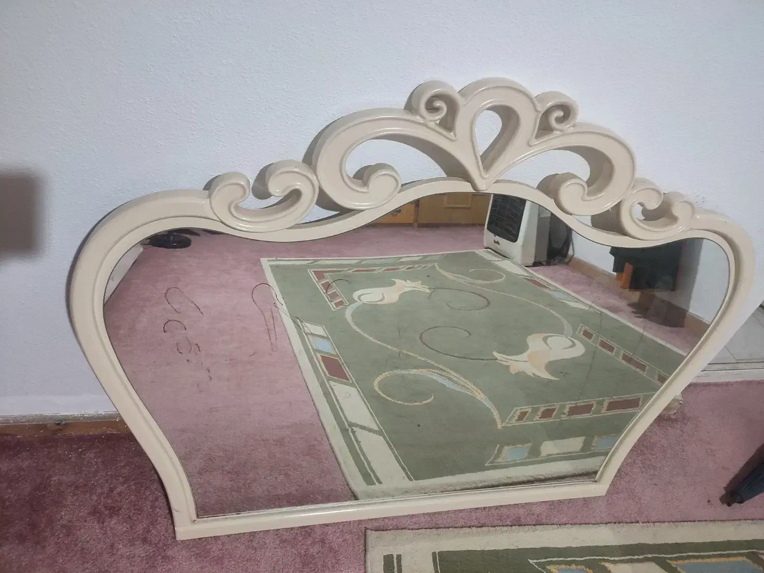 آینه|آینه|چالوس, |دیوار