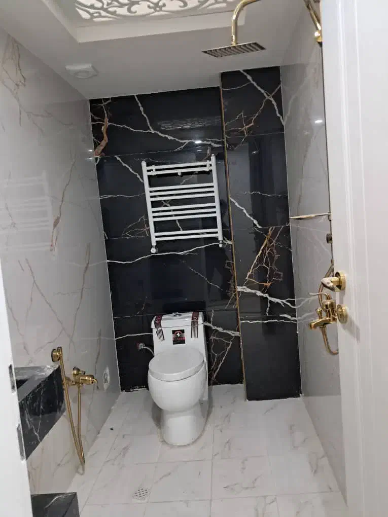 ۱۰۵متر نوساز فول امکانات سالن پرده خور