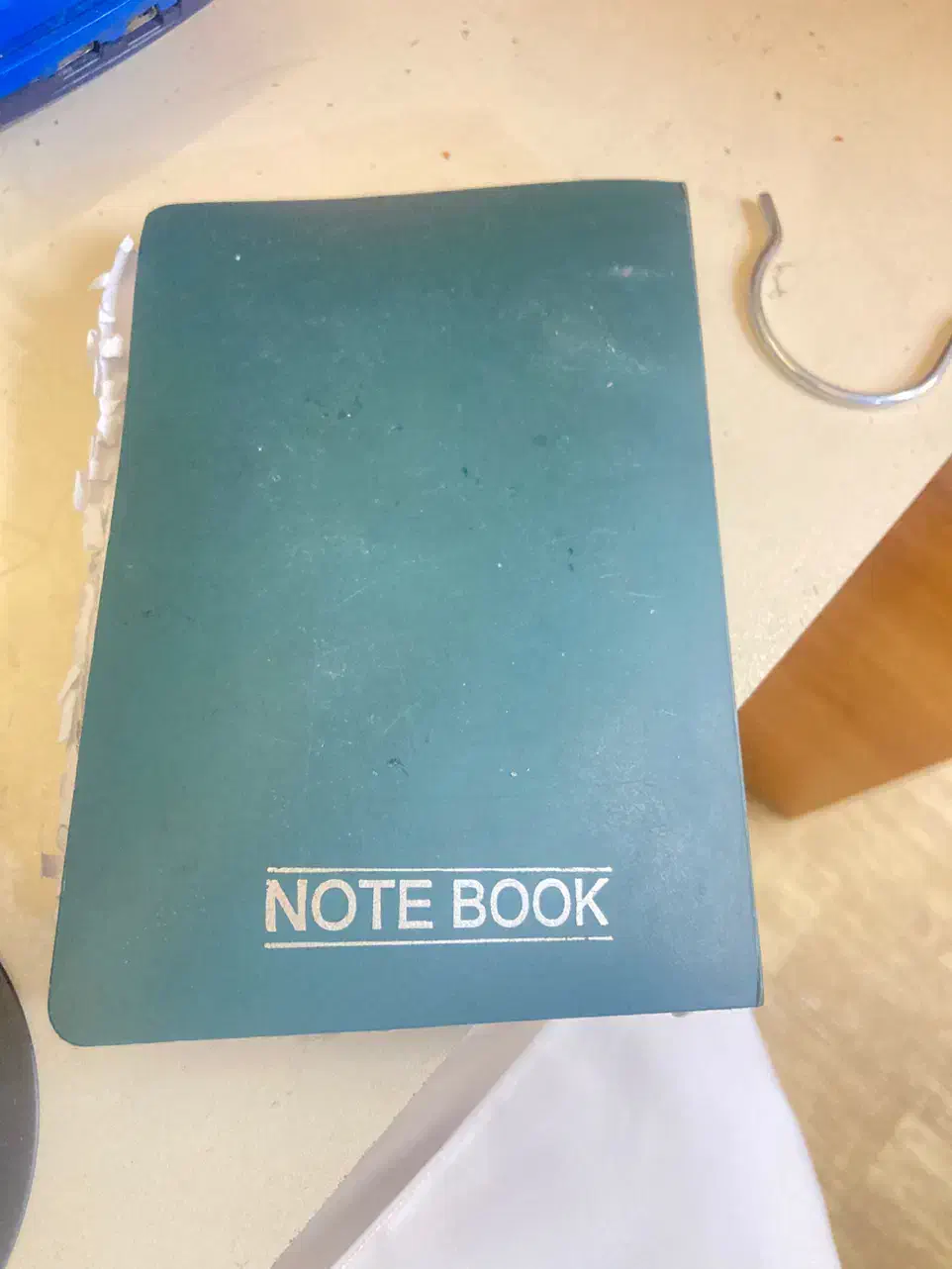 دفترچه یاداشت پیدا شده|اشیا|زاهدان, |دیوار