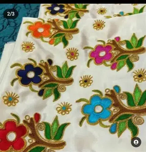 گل بالا و لباس نگینی|لباس|میناب, |دیوار