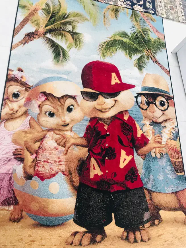 فرش ۴متری اتاق کودک|فرش|شیراز, دشت چنار|دیوار