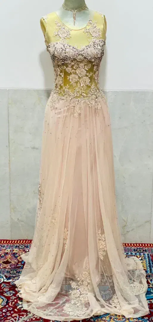 لباس عروسی|لباس|یزد, |دیوار