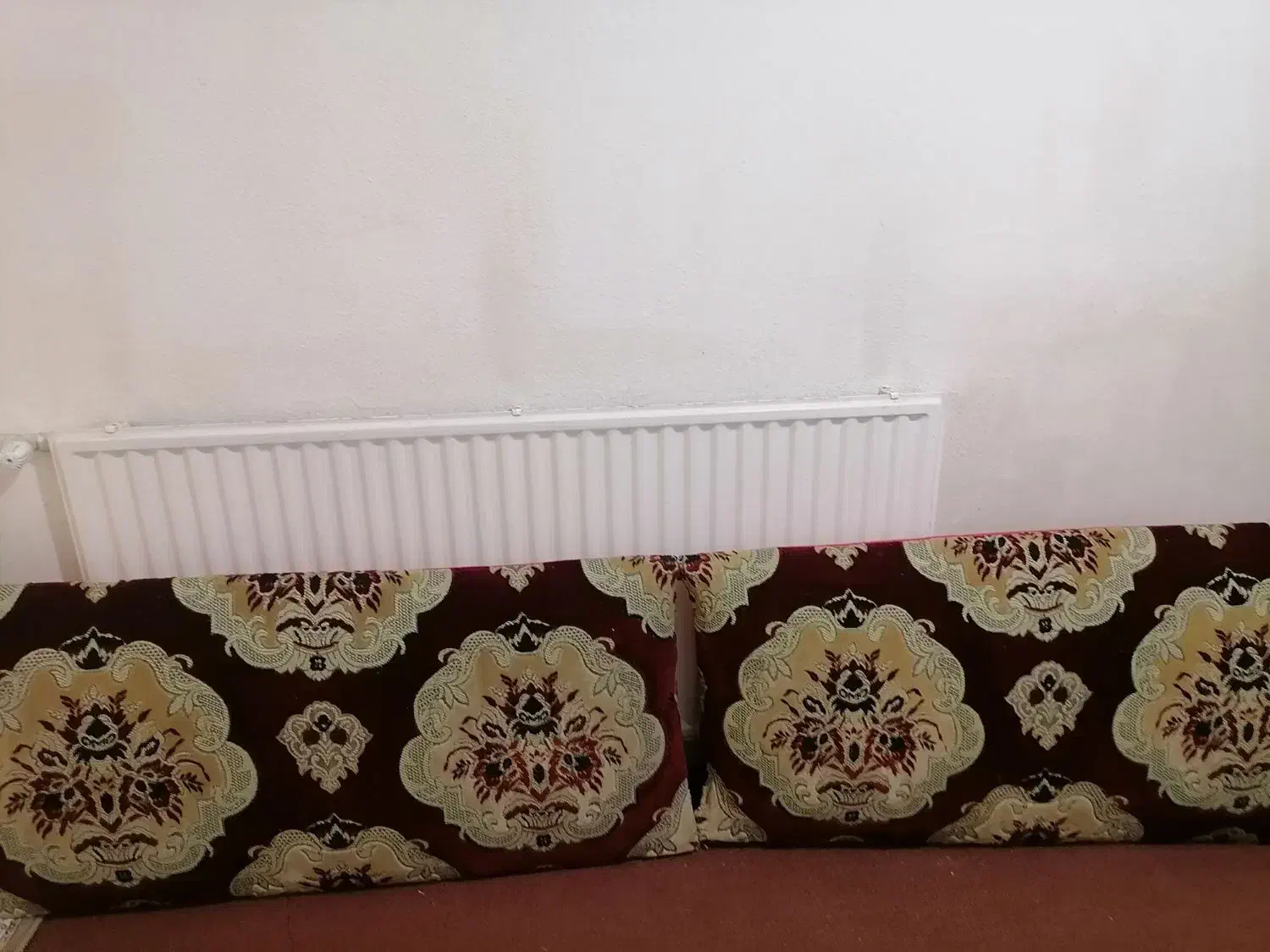 پشتی|پشتی|پاکدشت, پارچین|دیوار