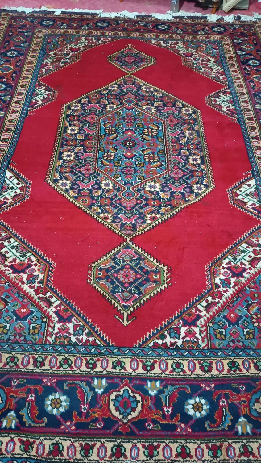 قالی دستباف ۲ونیم در ۳ونیم ، سالم|فرش|اردبیل, |دیوار