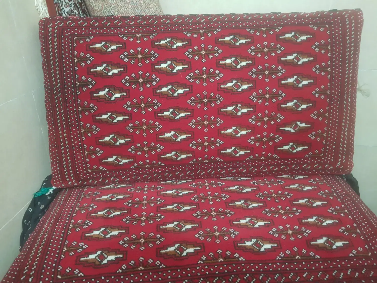 پشتی|پشتی|زنجان, |دیوار