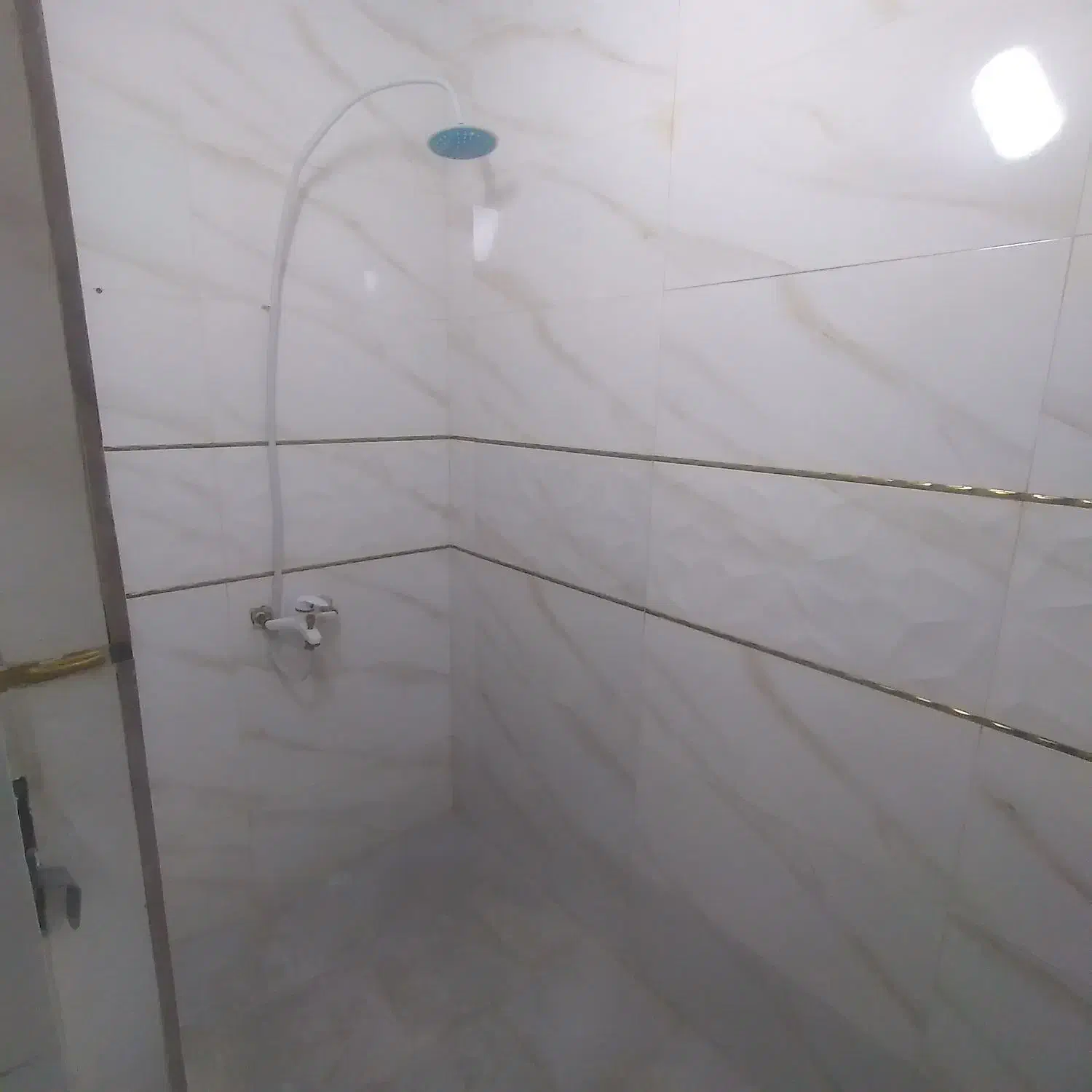 اپارتمان ۷۵ متری طبقه سوم دوخواب توس ۴۱|فروش آپارتمان|مشهد, حضرت حجت|دیوار