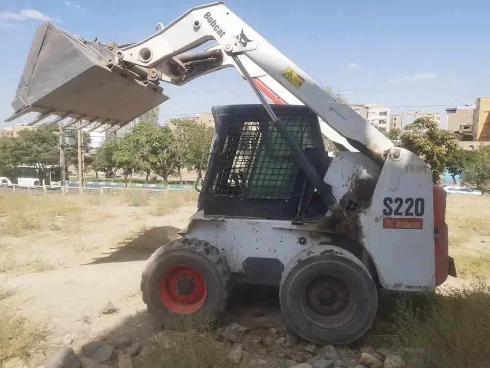 بابکت.کندن استخر.هشتگرد.ساوجبلاغ|خدمات حمل و نقل|هشتگرد, شهرک بعثت|دیوار