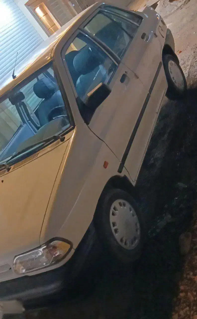 ماشین ۱۳۱ مدل ۹۰|خودرو سواری و وانت|تربت‌حیدریه, میدان مرکزی|دیوار