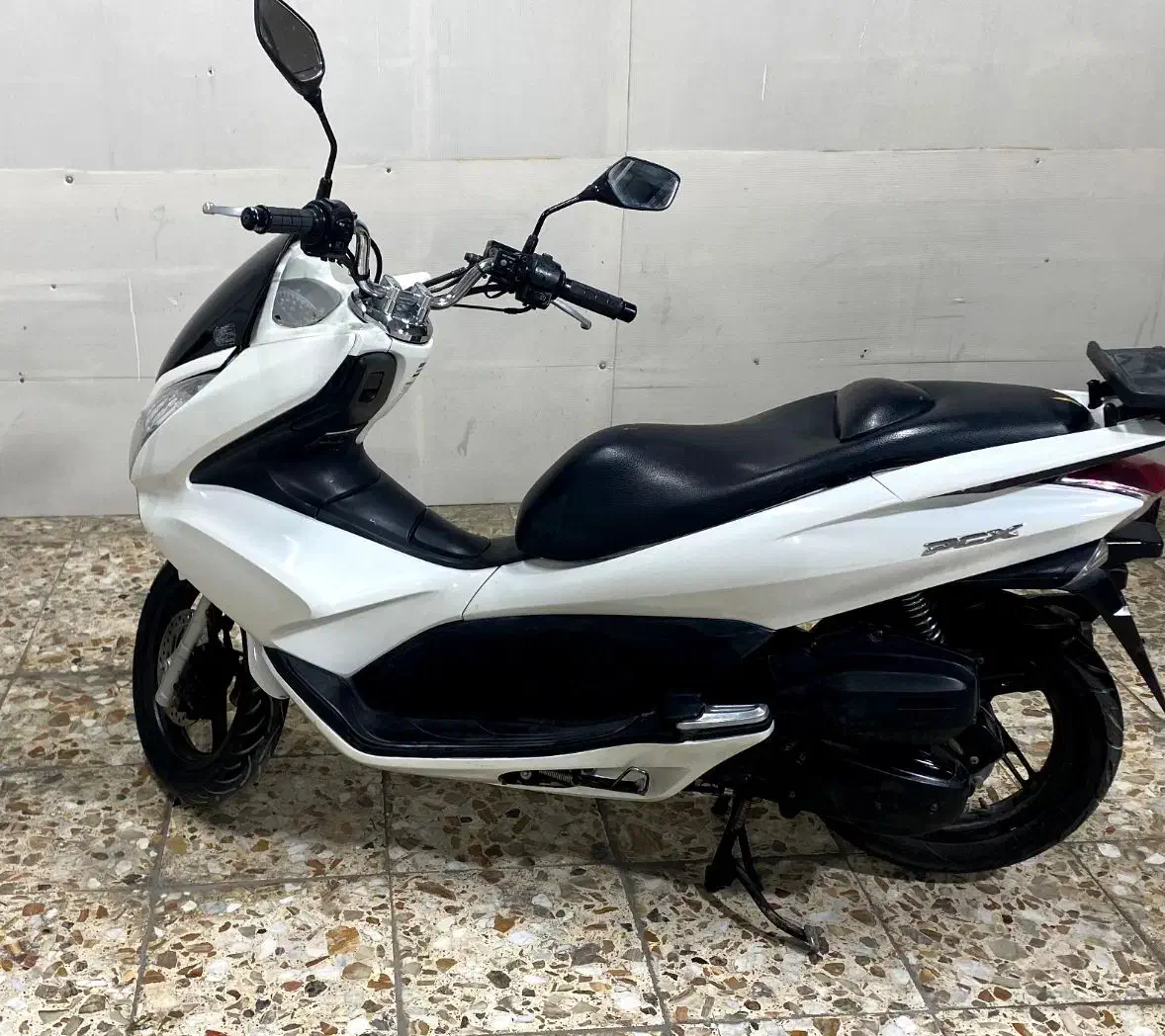 فروش اسکوتر هوندا pcx وارداتی مدل 2013|موتورسیکلت|دوگنبدان, |دیوار