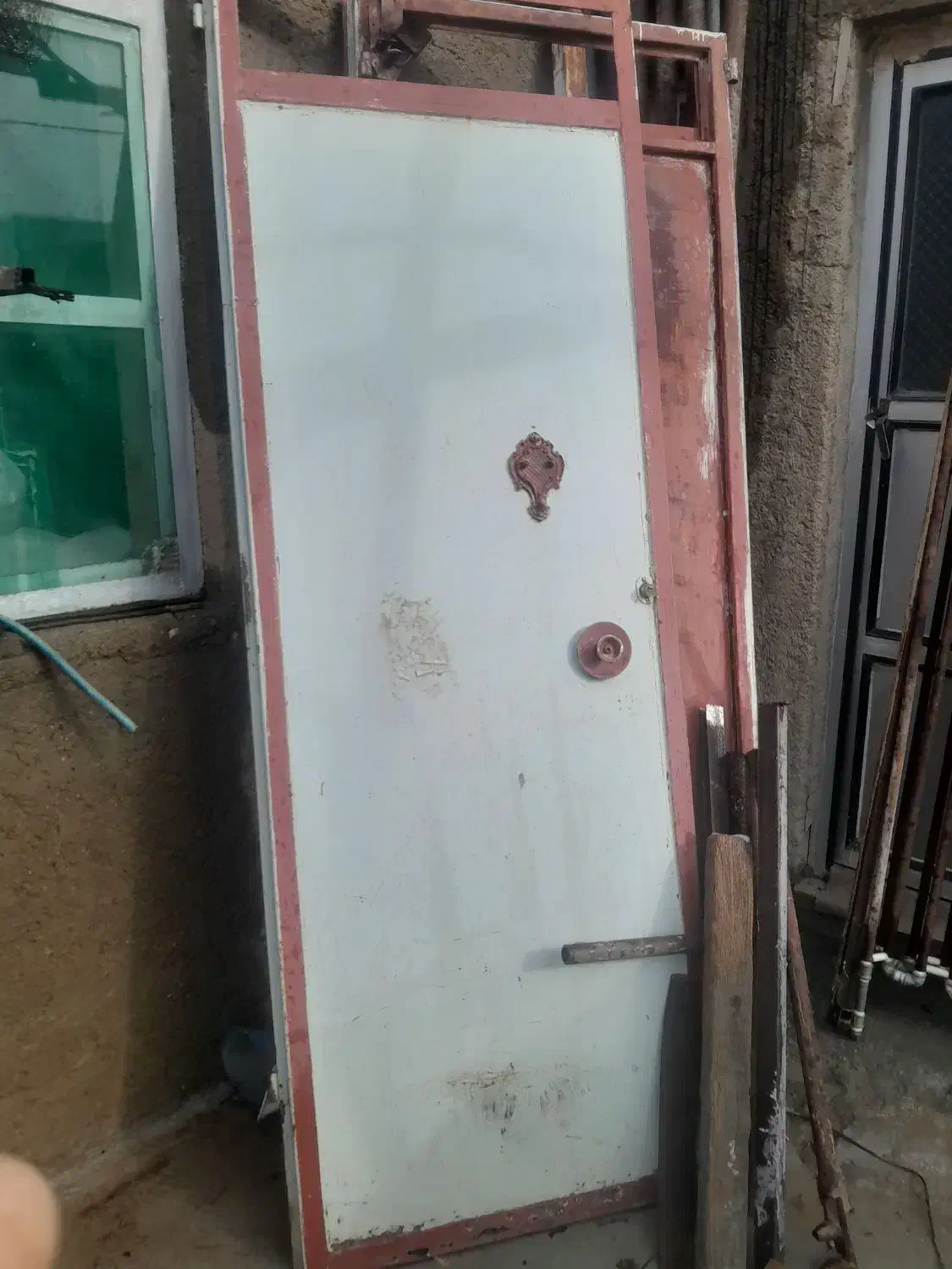 درب حیاط|مصالح و تجهیزات ساختمان|نهاوند, |دیوار