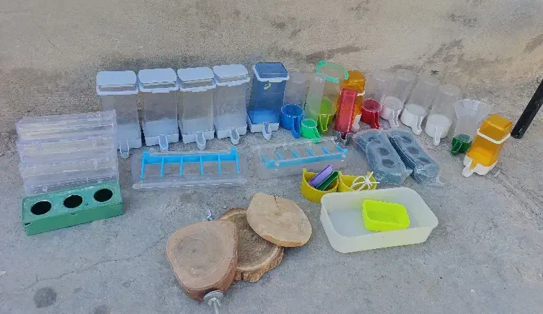 لوازم پرنده.دانخوری.آبخوری.نشیمنگاه|لوازم جانبی حیوانات|کوهدشت, |دیوار