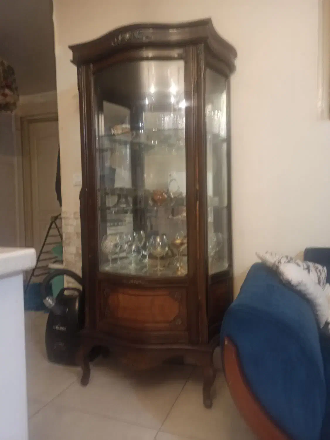 فروش لوازم منزل با کمترین قیمت با 50میلیون|مبلمان خانگی و میز عسلی|تهران, اباذر|دیوار