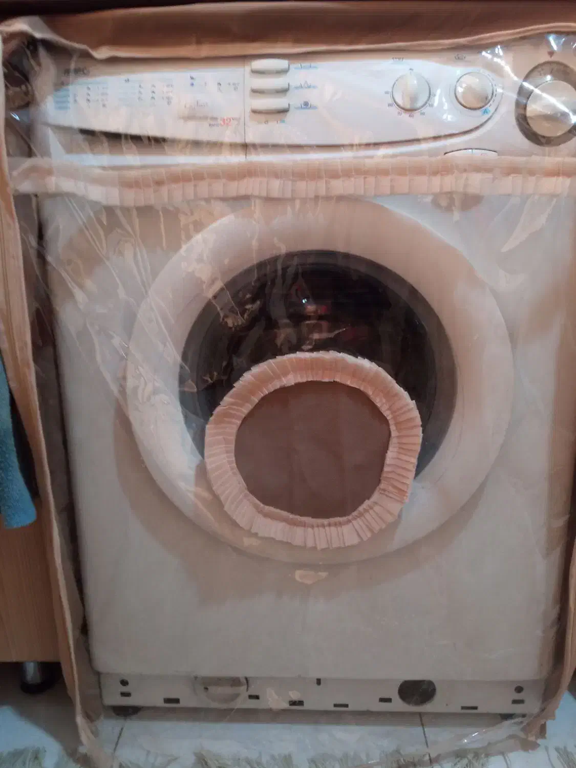 لباسشویی کندی|ماشین لباسشویی و خشک‌کن لباس|شاهین‌شهر, مسکن مهر|دیوار