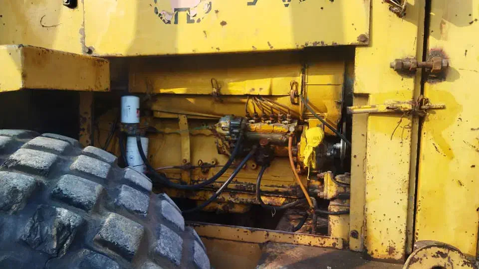 غلطک جفت پمپ سرحال وگریدرکوماتسواردو|خودرو سنگین|اسلام‌شهر, بهرام آباد|دیوار