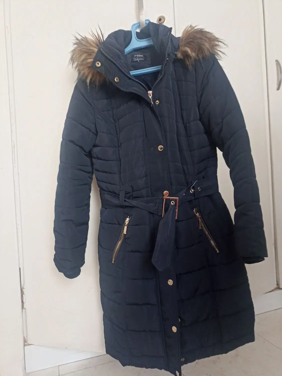 کاپشن در حد نو نو . مانتو|لباس|پردیس, فاز ۹|دیوار