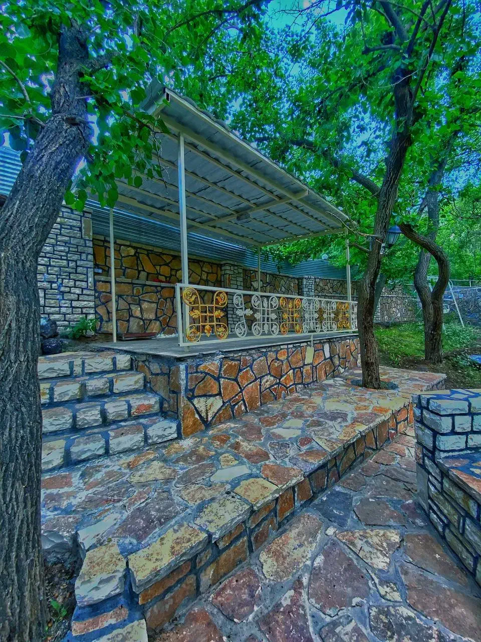 ویلا باغ نسمه (پاوه توریسم)|اجارهٔ کوتاه‌مدت ویلا و باغ|پاوه, |دیوار