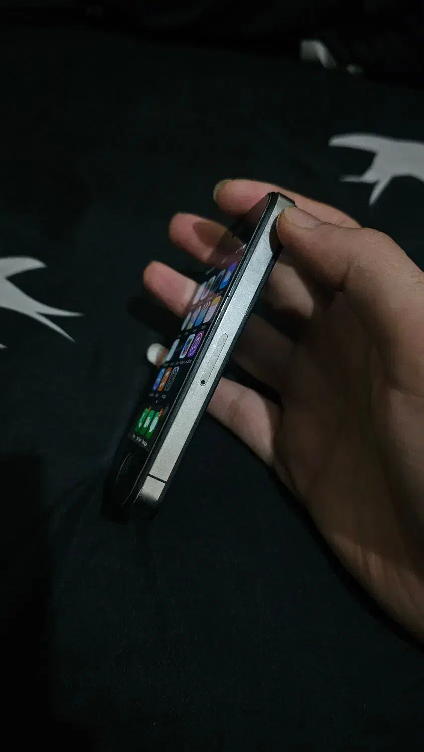 ایفون ۴ کلکسیونی iphone 4 تمیز آنتن دار|موبایل|مشهد, کوثر|دیوار